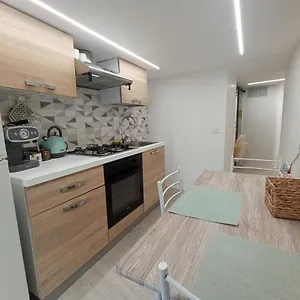 Bilocale In Centro Storico -le Mensaline- , Modica Italia