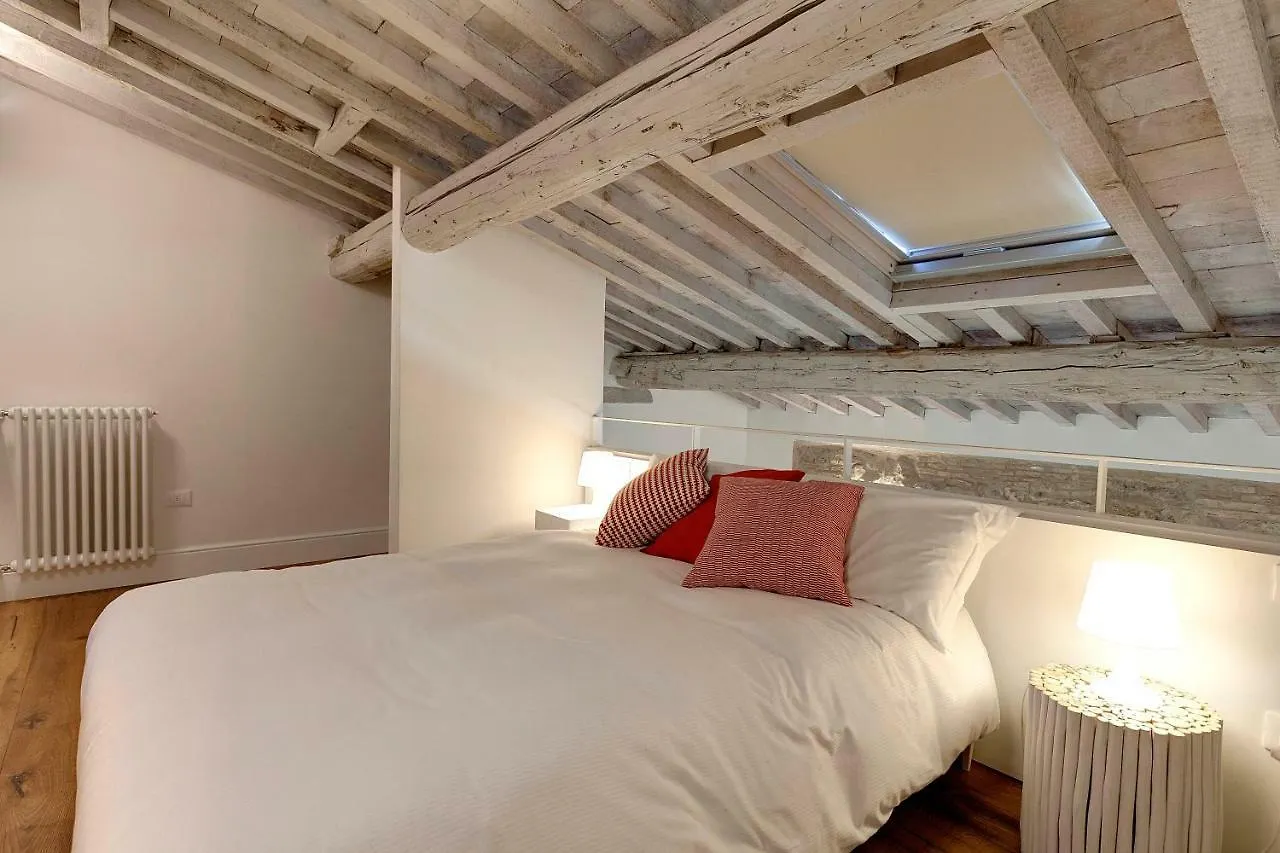 Mattonaia Apartment By Mamo Florence